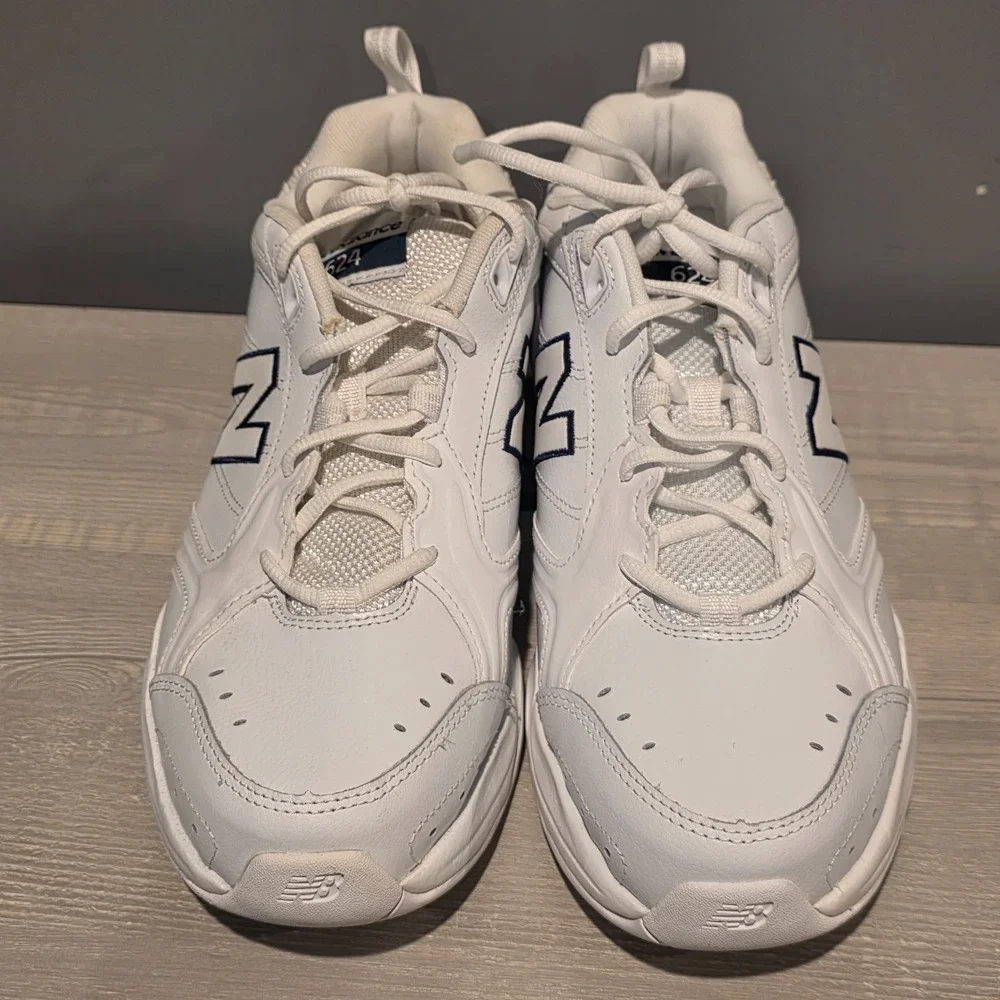 New Balance 624 V2 Shoes Womens Size 12B White Casual Training Sneakers WX624WT2